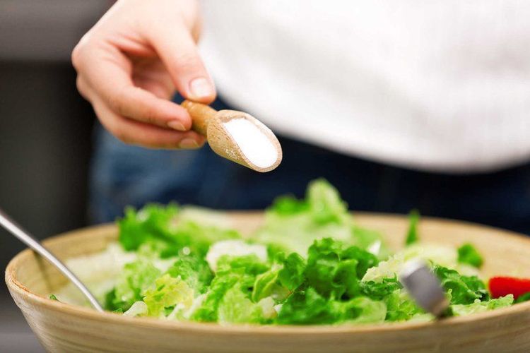 Low-salt diet reduces the risk of heart disease and hypertension