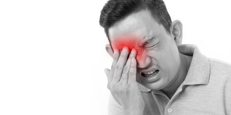 Triệu chứng đau hốc mắt