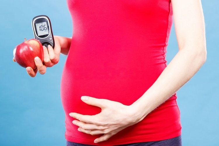 Apples control blood glucose very well, especially in women with gestational diabetes.
