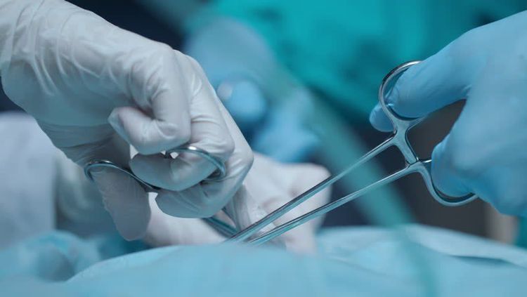 Phẫu thuật là một phương pháp nhằm phục hồi lưu thông niệu đạo