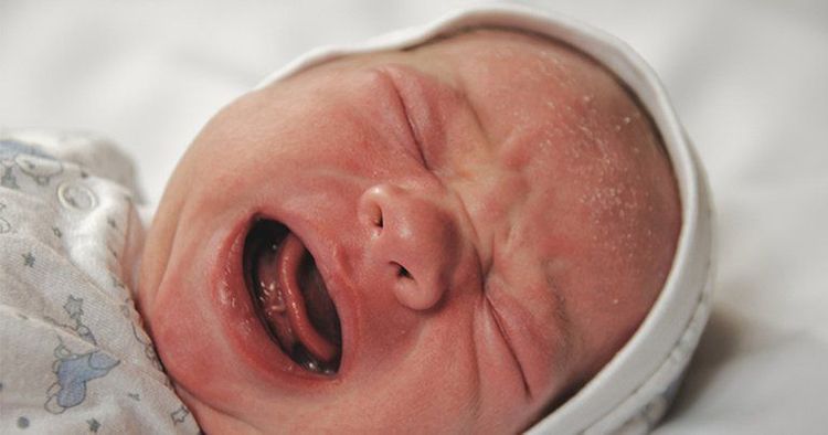 Trẻ sơ sinh và trẻ nhỏ thường yêu cầu thuốc an thần hoặc gây mê để hoàn thành kiểm tra MRI mà không di chuyển