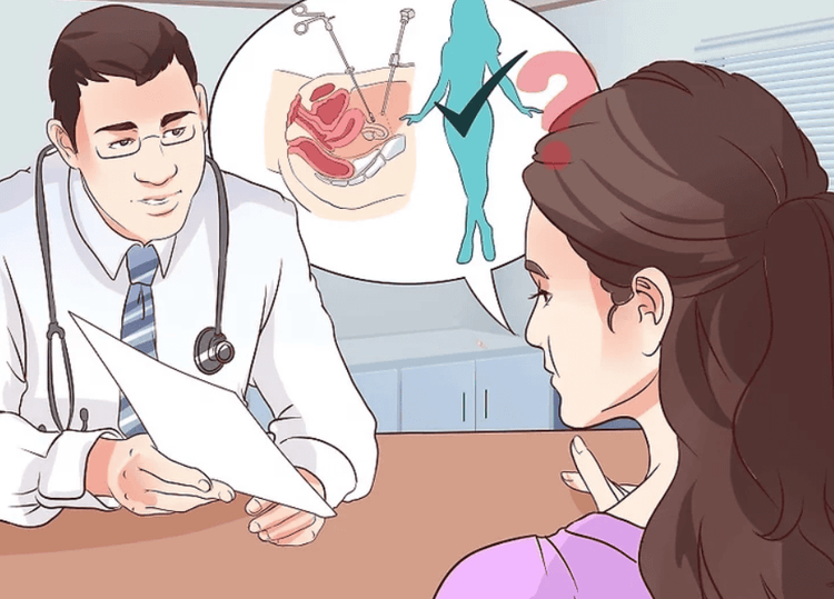 Khi thấy triệu chứng đau lưng kèm theo một số dấu hiệu bất thường khác như đau bụng dưới, rối loạn kinh nguyệt, ra nhiều khí hư, ... chị em phụ nữ nên đến cơ sở y tế thăm khám sớm