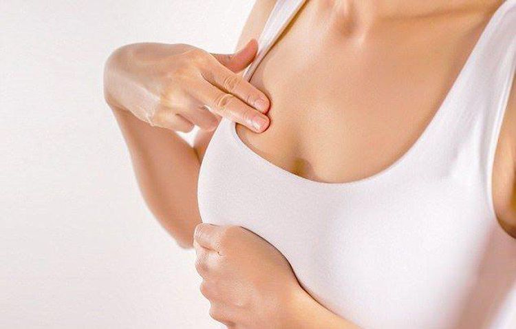 Đau vú là triệu chứng phổ biến của xơ hóa tuyến vú