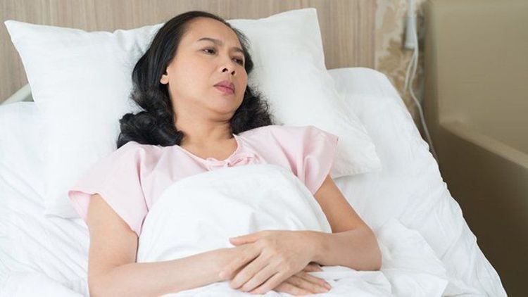 Chấn thương lúc bàng quang căng đầy có thể là nguyên nhân dẫn tới thnrg bàng quang