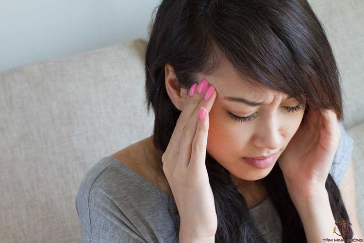 Chóng mặt là triệu chứng phổ biến của mất nước nghiêm trọng