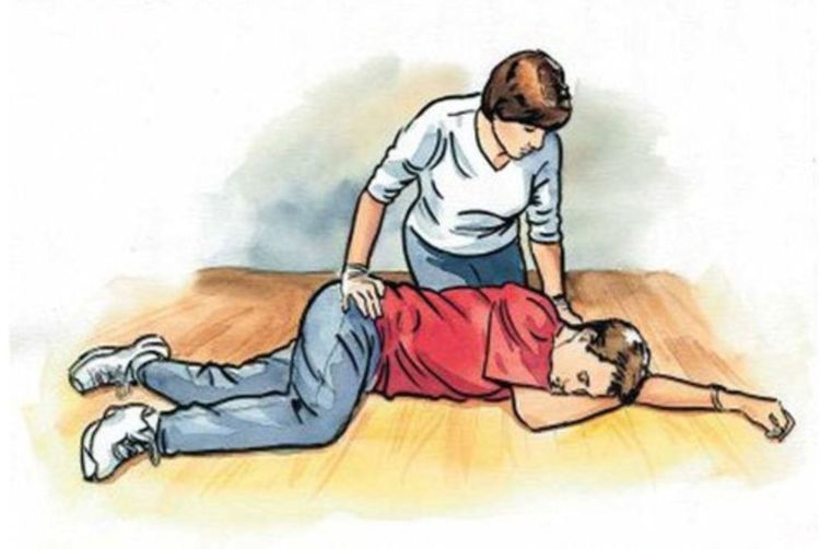 Người sơ cứu ban đầu cần đánh giá và ưu tiên khi thực hiện sơ cứu ban đầu
