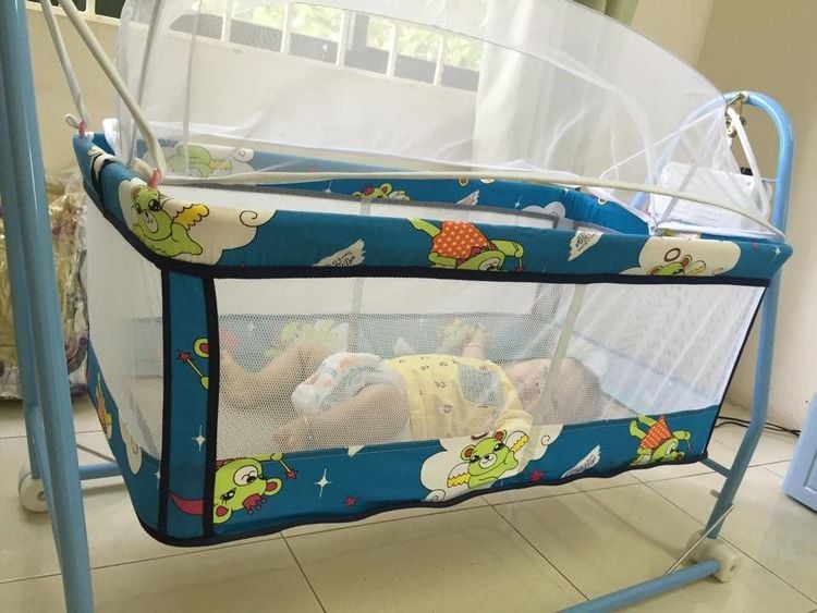 
Nên cho đứa trẻ gặp vấn đề về giấc ngủ luyện ngủ trong phòng riêng
