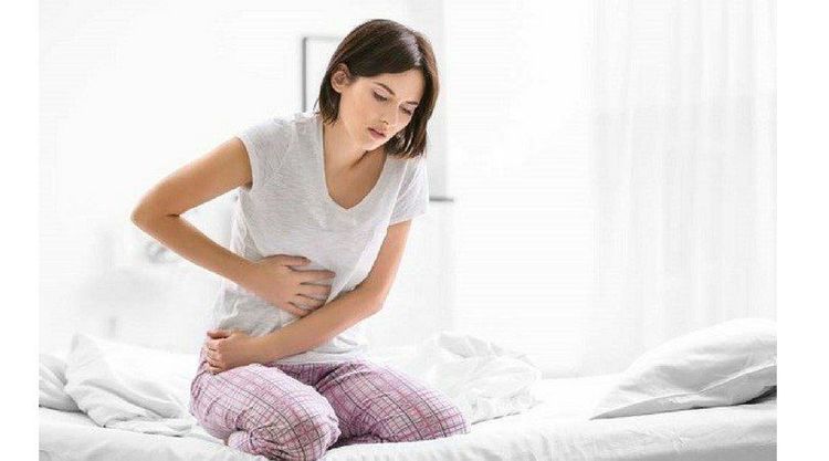 Táo bón là triệu chứng phân biệt của bệnh thoát vị