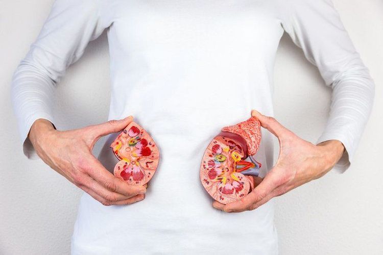Nữ giới thận ứ nước điều trị như thế nào?