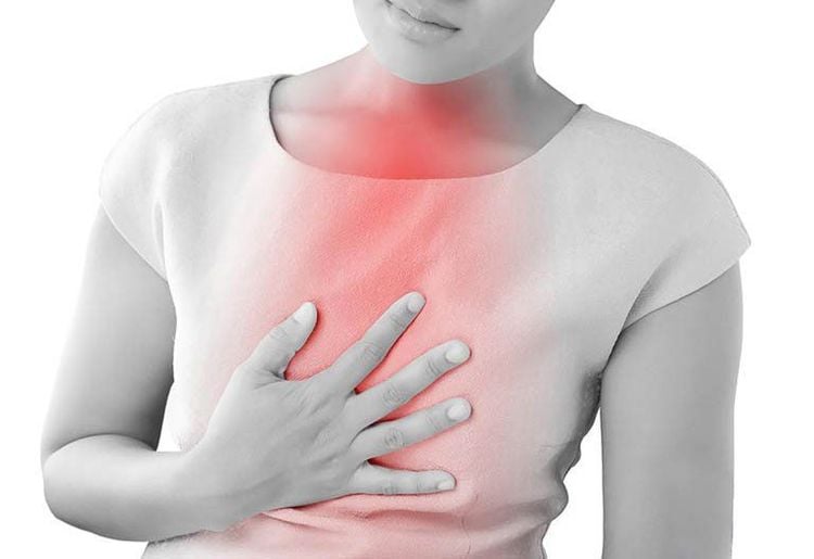 Ợ nóng có thể là một nguyên nhân gây đau vùng quanh vú