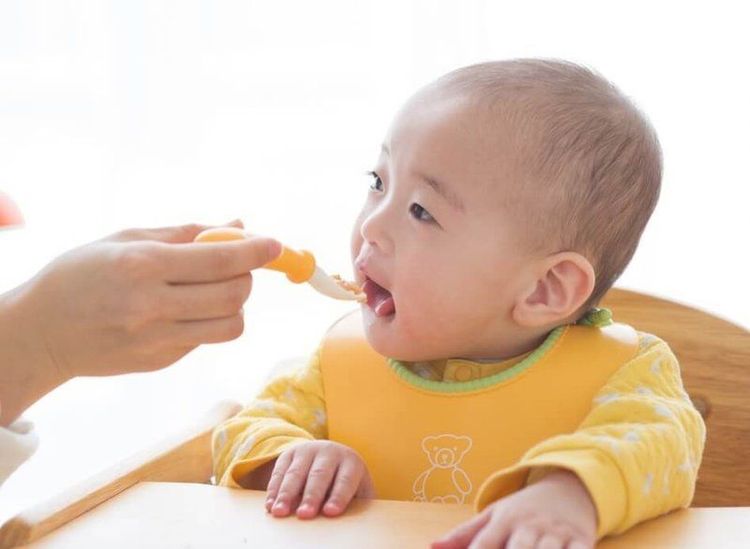 Dinh dưỡng cho trẻ 7 tháng tuổi rất quan trọng