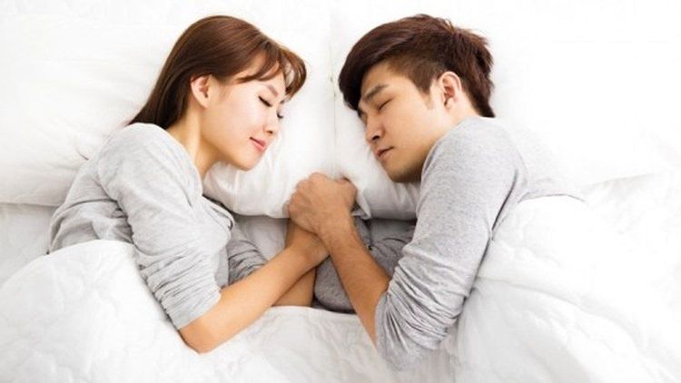 Hãy tìm cách khắc phục vấn đề của bạn cùng giường khi ngủ chung