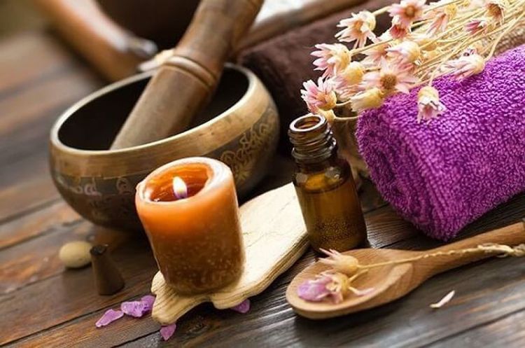 Người già khó ngủ có thể áp dụng liệu pháp hương thơm