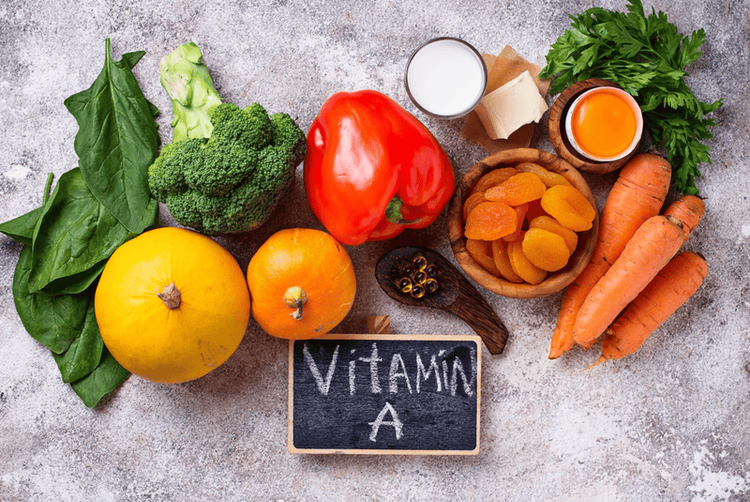 Vitamin nào tốt cho da dầu có thể kể đến vitamin A