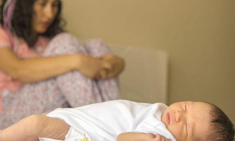 Trầm cảm sau sinh thuộc phạm trù “Chứng uất” trong Đông Y