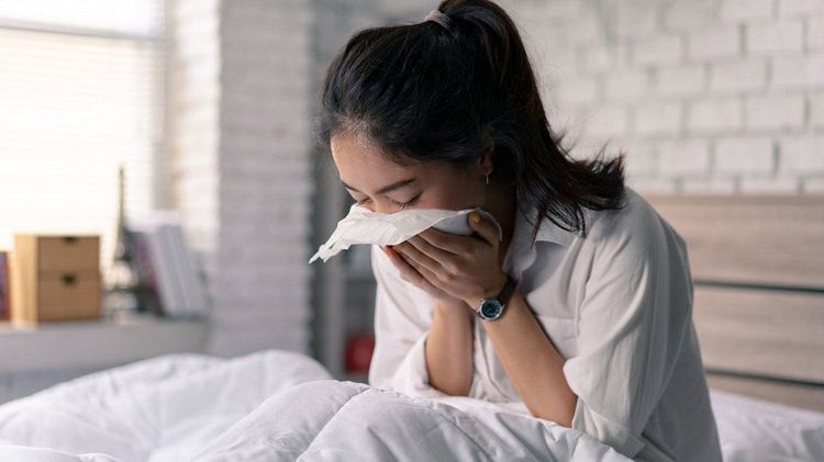 Buồn nôn khi hành kinh có thể do bệnh lý lạc nội mạc tử cung gây ra