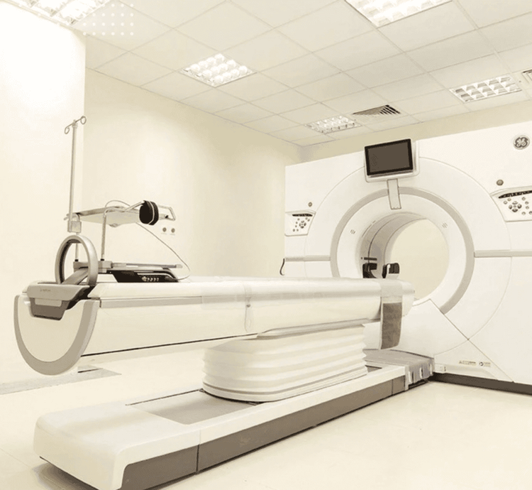 Máy CT Scanner GE Revolution Apex 1975