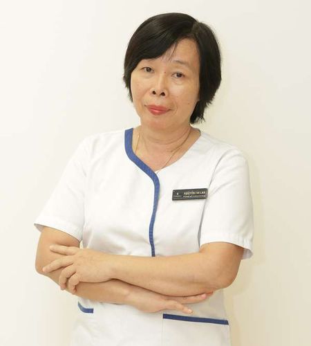 Technician  Nguyen Thi Lan