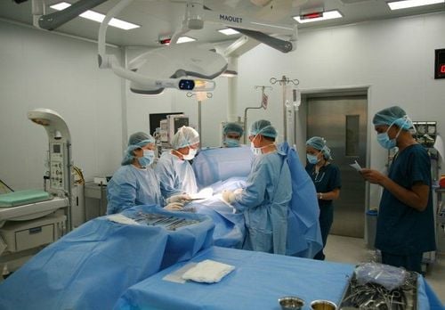 Cuộc đời mới của người phụ nữ từng "mong được chết sớm"
