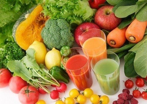 A healthy diet consists of lots of fruits and vegetables