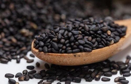 Sesame seeds are a calcium-rich seasoning for postpartum women.