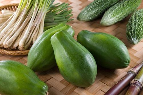 The papaya contains a large amount of potassium and magnesium essential for the body.
