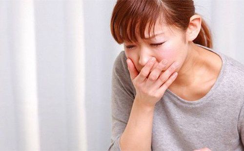 Các tác dụng bất lợi thường gặp nhất của glucosamine bao gồm buồn nôn, nôn, ợ nóng.