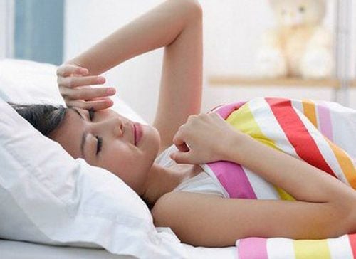Việc nghỉ ngơi sau sinh rất quan trọng, tốt cho sức khỏe bà mẹ cả về thể chất lẫn tinh thần