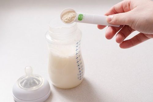 Prepare only enough formula for each feeding, based on the infant's usual intake.