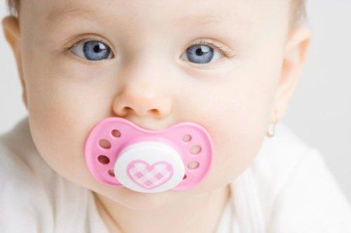 Weaning from breastfeeding, menstruation may return relatively quickly