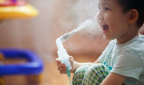 When using nebulization for children, parents should consult with a doctor.