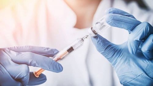 Liệu pháp thay thế testosterone được áp dụng cho người đã cắt bỏ 2 tinh hoàn