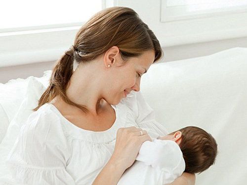Sữa mẹ có thể giúp bảo vệ trẻ nhỏ khỏi bị viêm tai