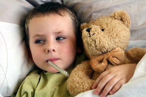 How is viral bronchitis different from bacterial bronchitis?
