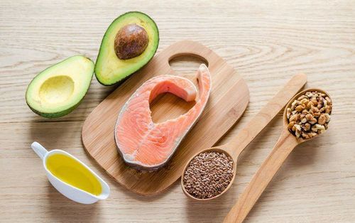 Bổ sung các thực phẩm có nhiều chất béo bão hòa