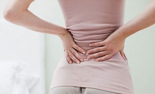 Chụp cộng hưởng từ thắt lưng khi người bệnh bị đau lưng trong thời gian dài