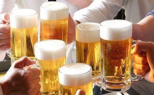 For people with stomachaches, if they choose to drink beer, there are ways to minimize the harm to their health.