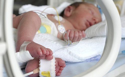 
Trẻ có tiền sử sinh non dễ bị tăng huyết áp
