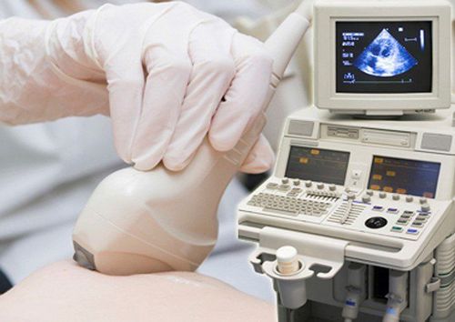Kỹ thuật siêu âm vú được sẽ được quét trên toàn bộ tuyến vú, kết hợp so sánh 2 bên bình diện, khảo sát khu trú vùng tổn thương và các mô xung quanh