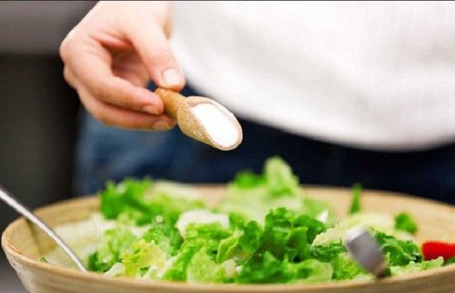 Bệnh nhân bệnh mạch vành cần hạn chế ăn mặn