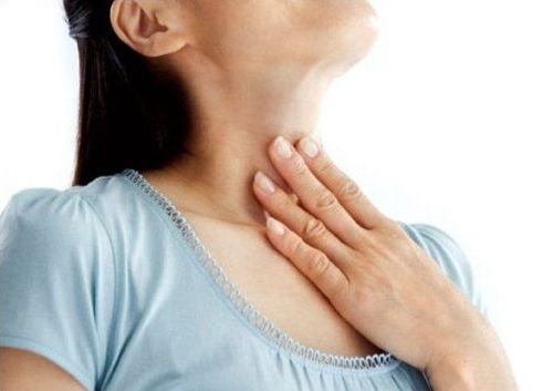 
Đau họng là một tai biến có thể xảy ra sau khi rút ống nội khí quản

