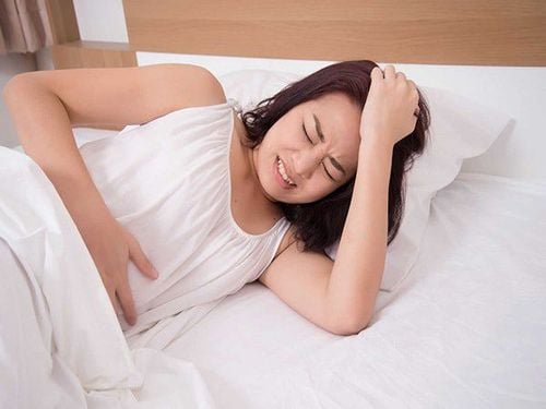 People with stomachaches often experience dull, spasmodic abdominal pain that affects their lives.