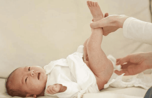 Children may experience diarrhea after undergoing light therapy.