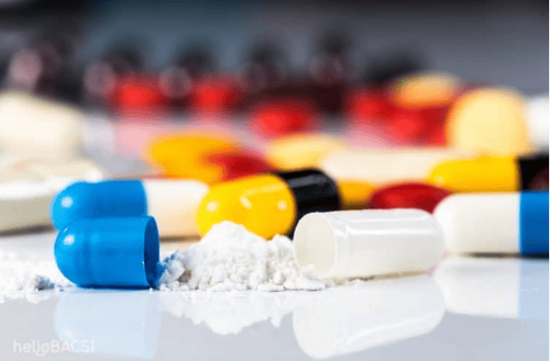 Một số loại thuốc kháng sinh như Gentamicin và Tobramycin có thể gây tình trạng nghe kém ở trẻ