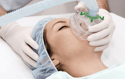 Gây mê nội khí quản phẫu thuật lấy thai trên người có bệnh tim