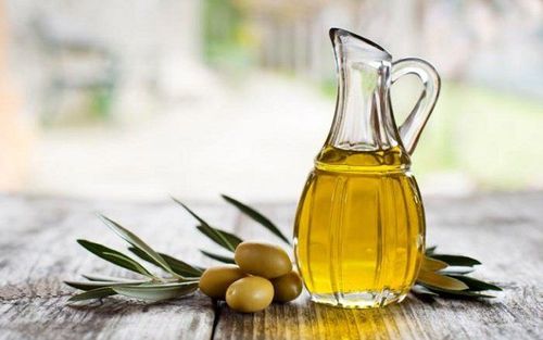 Chất béo như dầu ô liu không bão hòa có thể làm giảm cholesterol trong máu