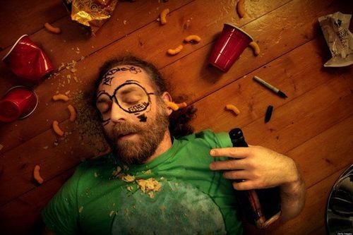 Common hangover symptoms that make you tired after drinking alcohol