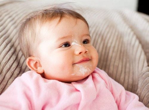 Children may experience gastroesophageal reflux when consuming oranges.