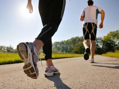 According to a 2017 report, 10 minutes of brisk walking each day can help inactive or less active individuals achieve a healthy weight.