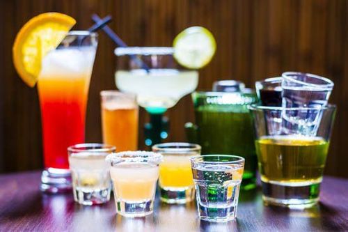 Sử dụng quá nhiều rượu có thể làm tê liệt ham muốn tình dục